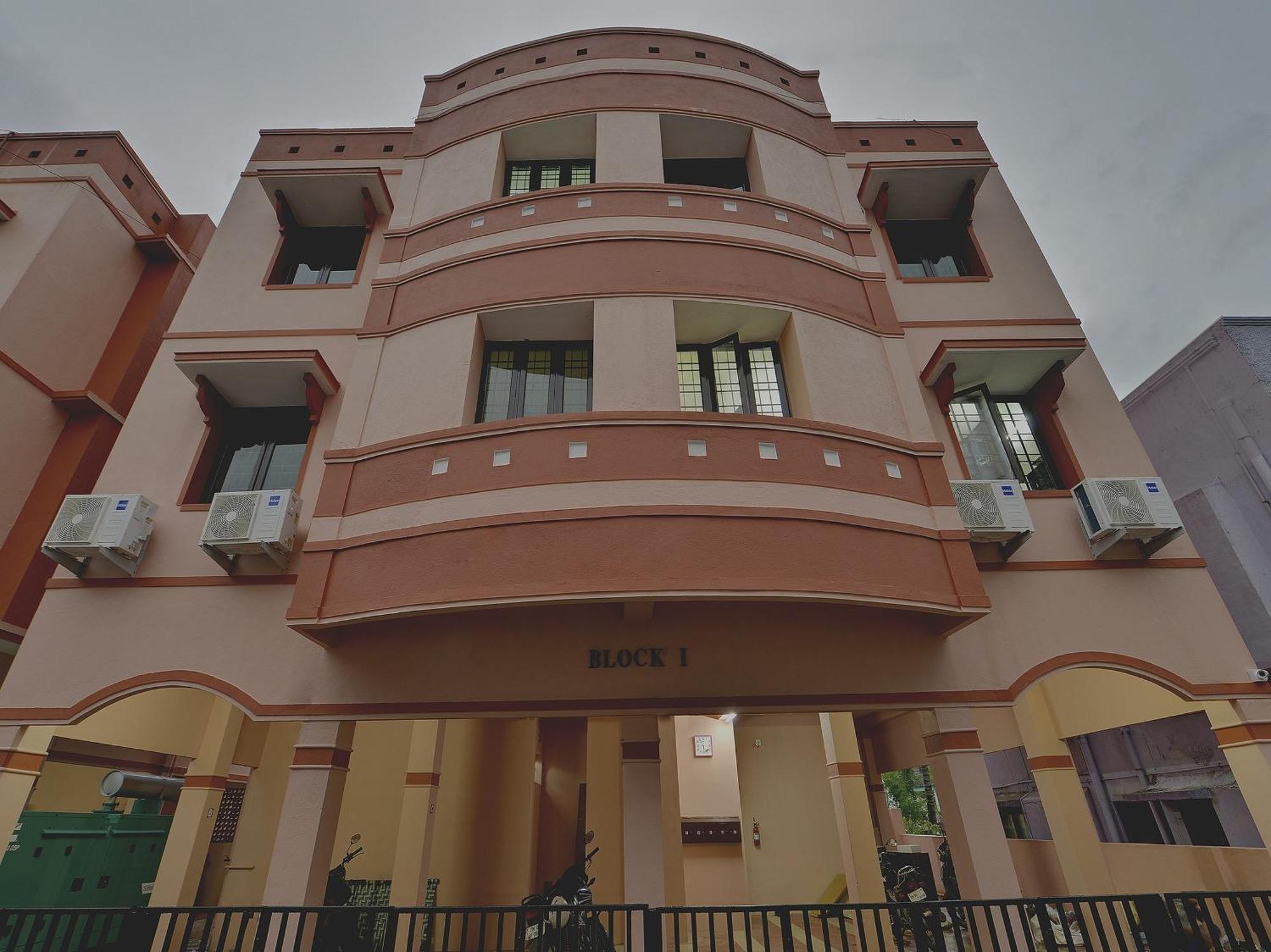 Hotel O Home G-Cloud Near Thirumangalam Metro Station Madrás Exterior foto